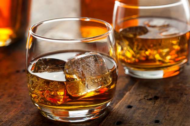 What-is-The-Best-Way-To-Drink-Whisky The Bottle Club