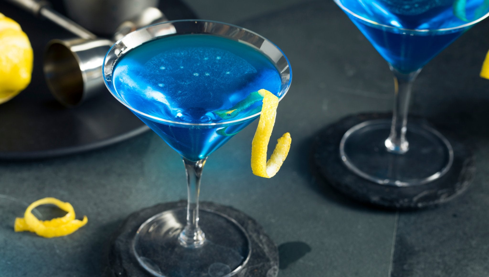 Blue-Raspberry-Martini-Cocktail-Recipe The Bottle Club