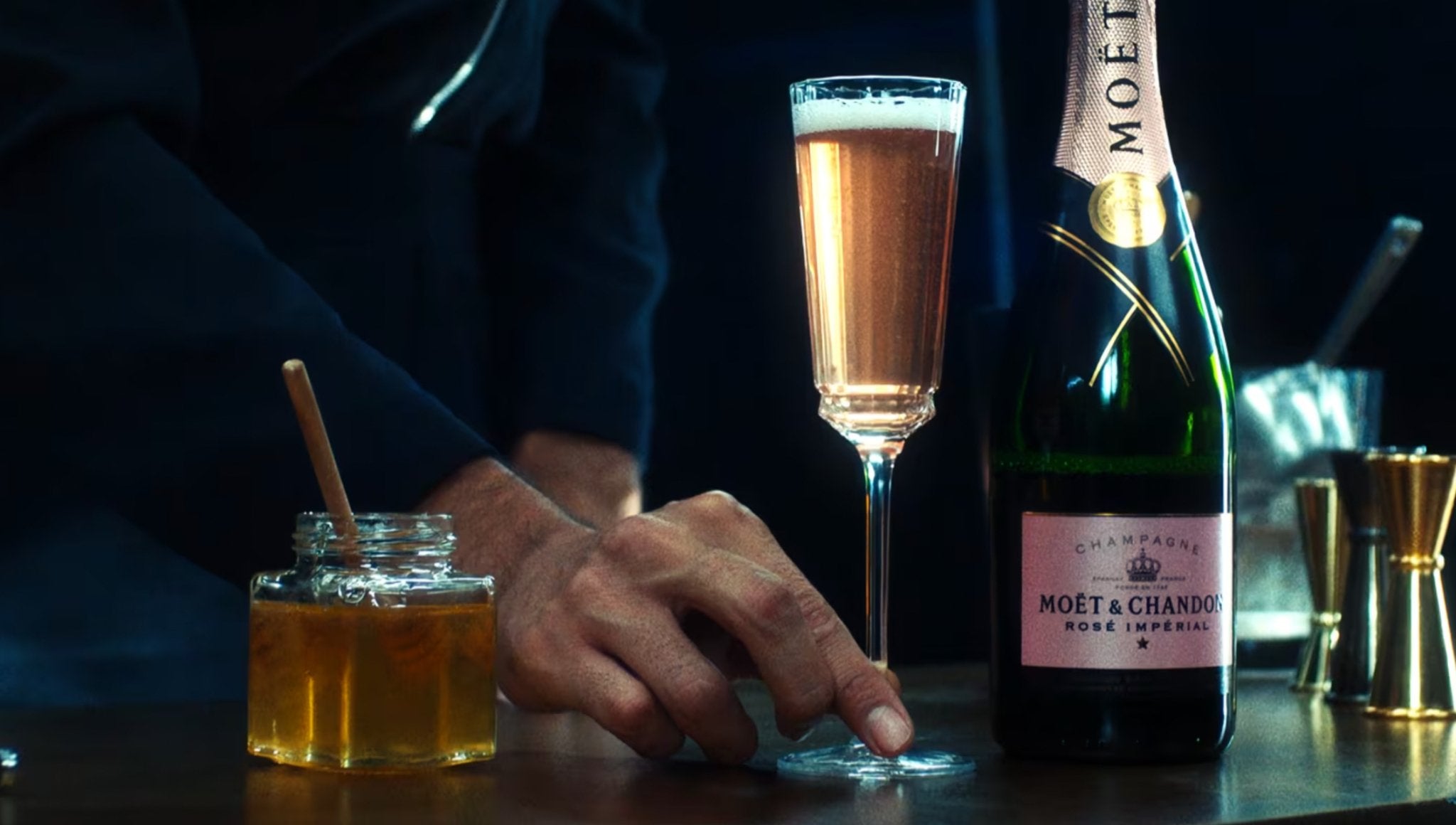 Moët-Chandon-s-La-Favorite-Cocktail The Bottle Club