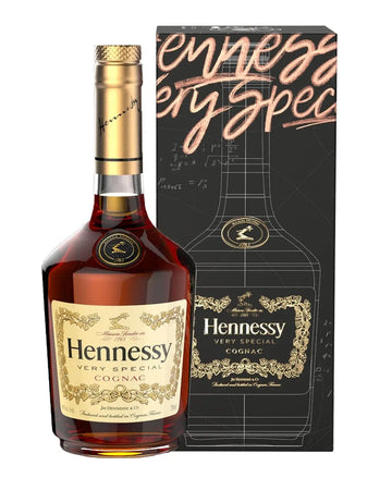 Hennessy Very Special Cognac Limited Edition Very Special Gift Pack, 70 cl Cognac & Brandy